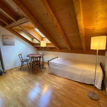 Bed and Breakfast Atelier 67 Obersaxen Zewnętrze zdjęcie